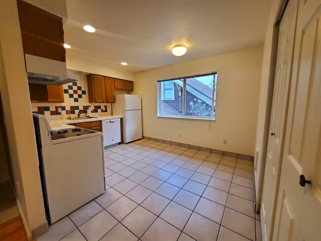 Foto del edificio - 3757 SE Milwaukie Ave