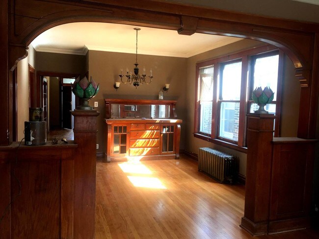 Building Photo - 1627 S 49th Ave