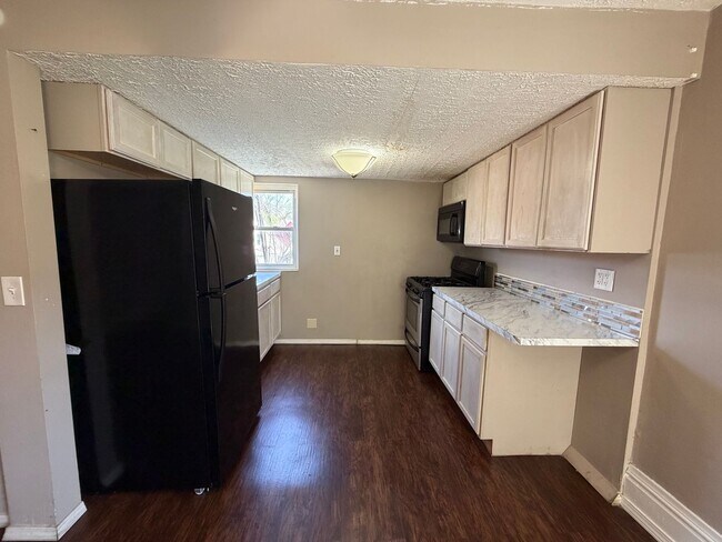 Foto del edificio - 421 Allyn St