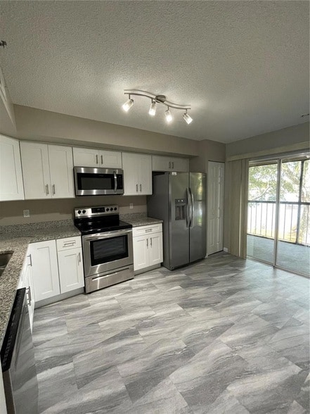 Foto del edificio - 7218 E Bank Dr