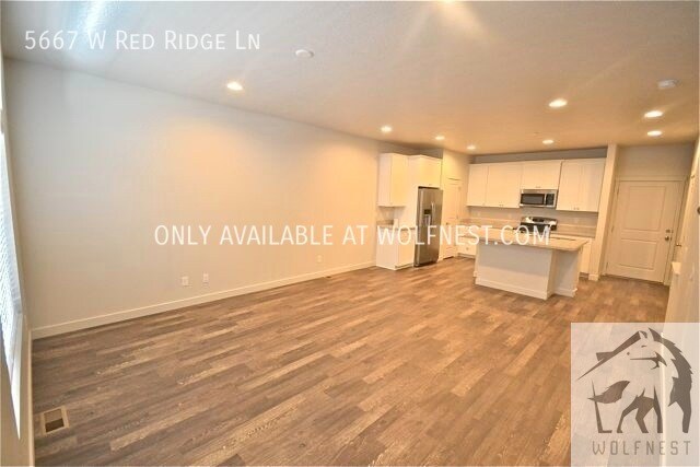 Foto del edificio - No Security Deposit Option! Incredible 3 B...