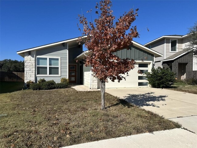 Foto del edificio - 241 Deserti Rd