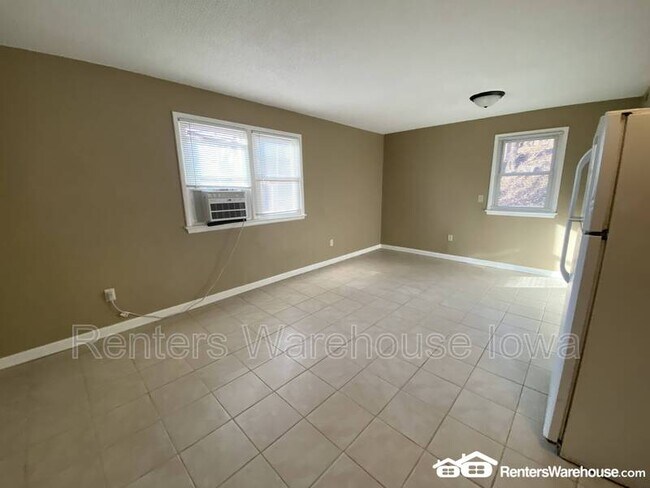 Foto del edificio - 229 College St