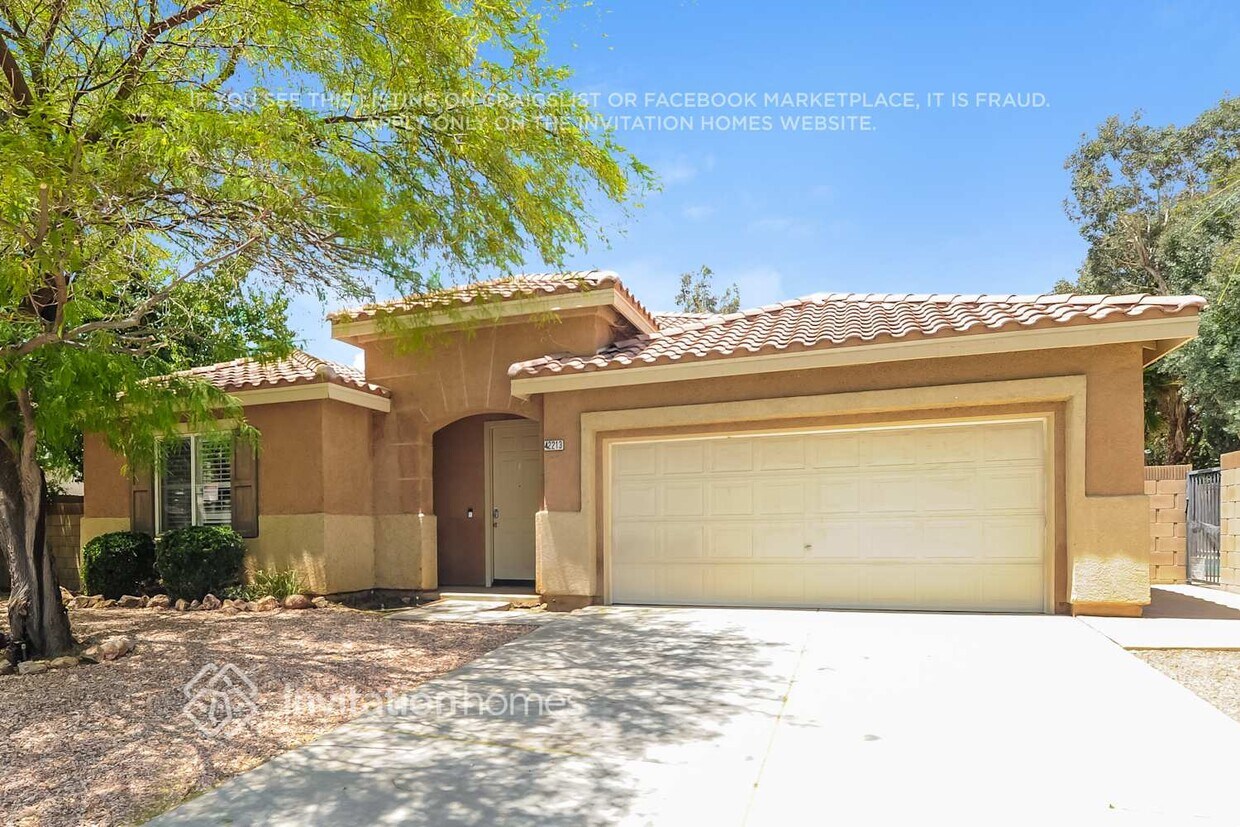 Foto principal - 42213 Marbella St