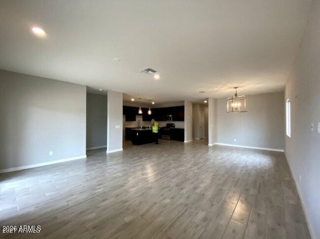 Building Photo - 976 E White Wing Dr