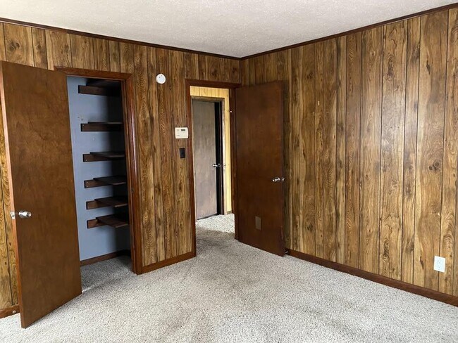 Foto del edificio - 4016 Mallard Dr