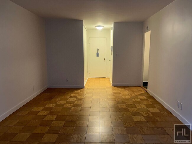 Foto del edificio - EAST 36 STREET