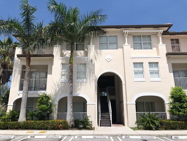 Foto del edificio - 3 br, 2.5 bath House - 11605 NW 89th St Ap...