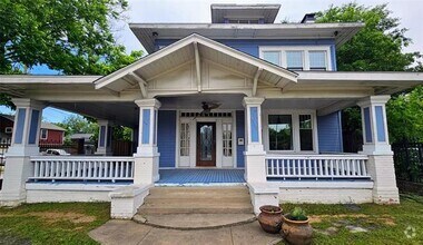 Building Photo - 5126 Columbia Ave