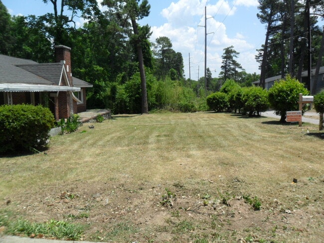 Building Photo - 1241 Johnson Ave