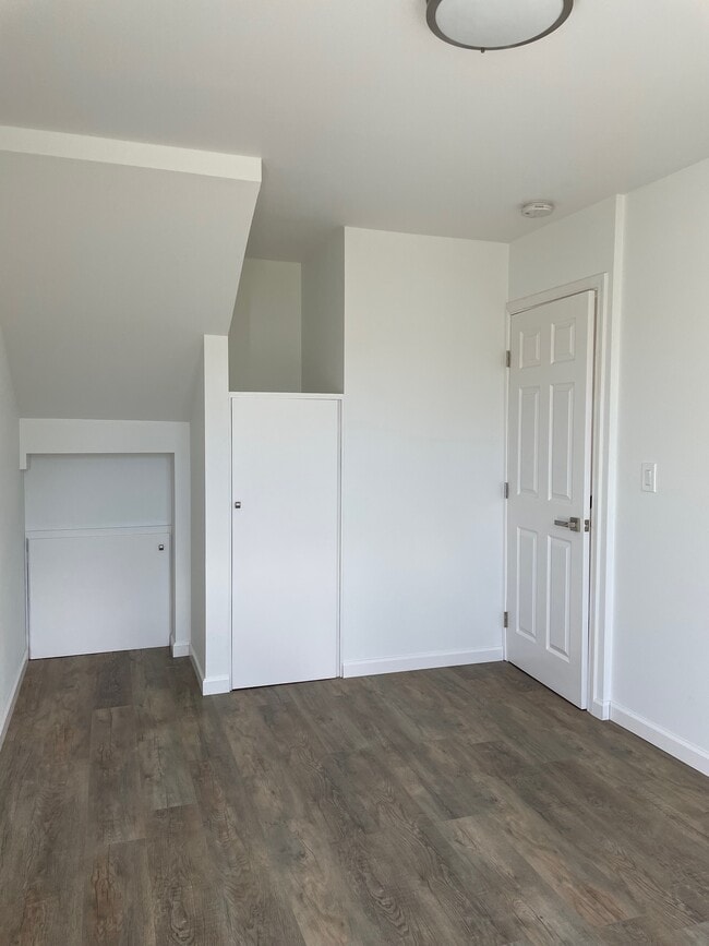 Building Photo - 453 Lanae Way