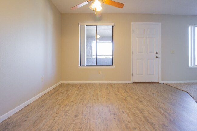 Restaurante en Crystal Ridge Apartments en Davenport, Iowa. - Crystal Ridge Apartments & Townhomes