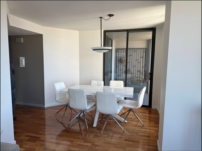 Foto del edificio - 150 Lombard St