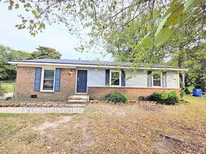 Building Photo - 425 Morley Dr