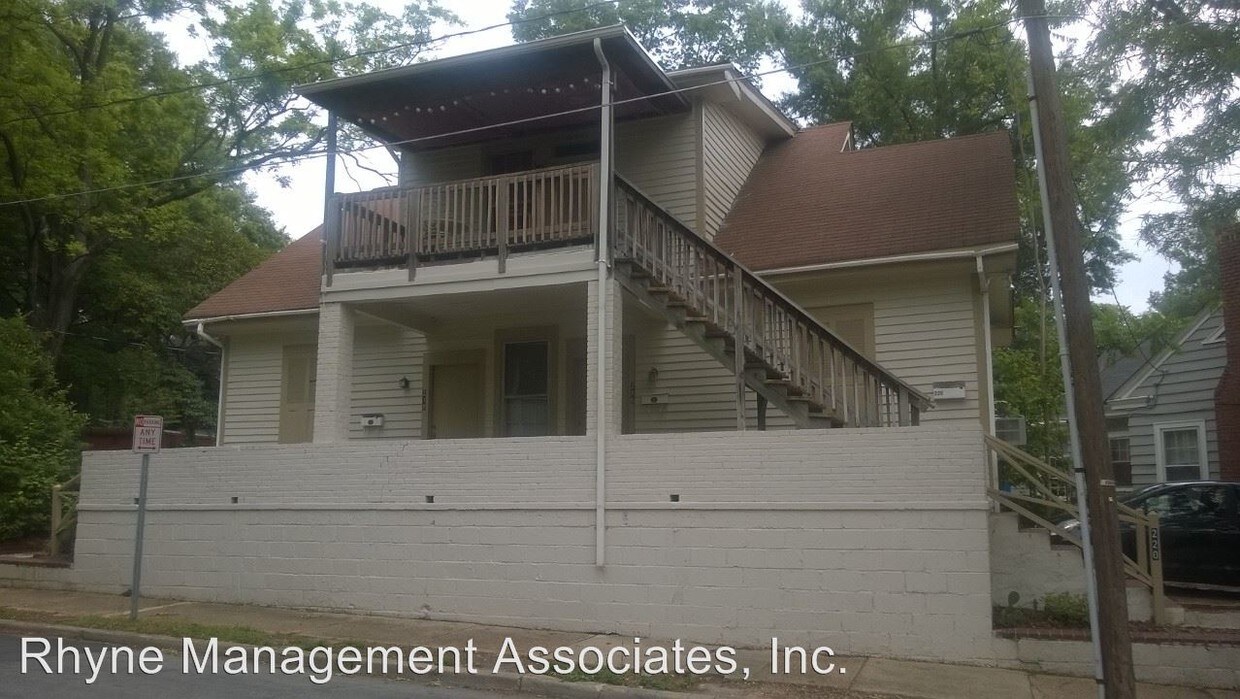 Primary Photo - 216 Dexter Pl