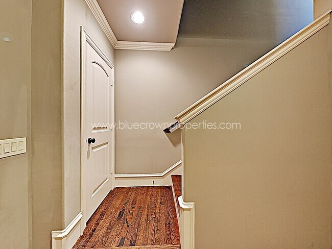 Foto del edificio - 1530 Sienna Ct