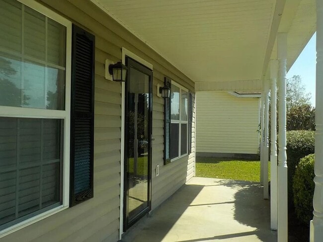 Building Photo - BEAUTIFUL HOUSE COMING AVAILABLE