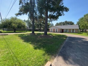 Building Photo - 30707 Martens Rd