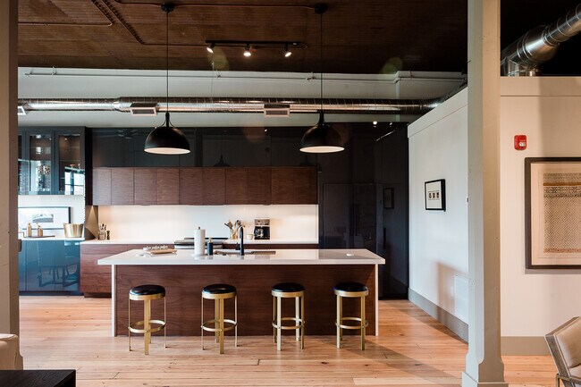 Fotografía del edificio - 314 Poyntz Ave