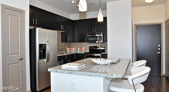 Building Photo - 2 br, 2 bath Condo - 777 Custer Rd