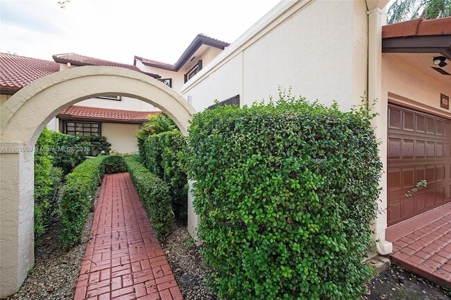 Foto del edificio - 9318 NW 50th Doral Cir S