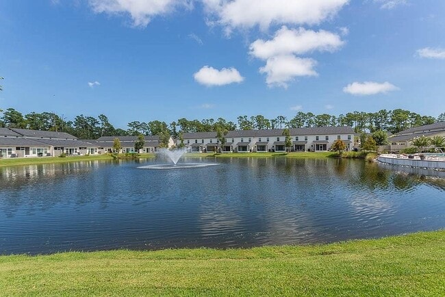 Building Photo - 1505 Mariners Cir