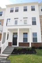 Building Photo - 715 Platinum Dr