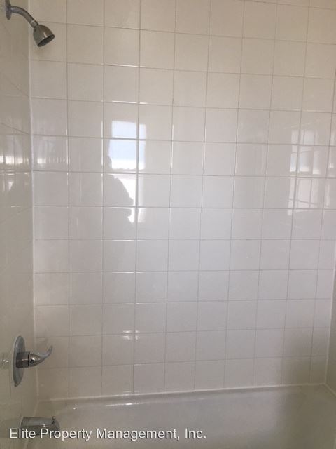 Foto del edificio - 3 br, 1 bath House - 312 E. Maple St.
