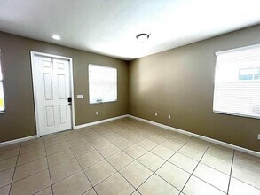 Building Photo - 12643 NW 32nd Ct