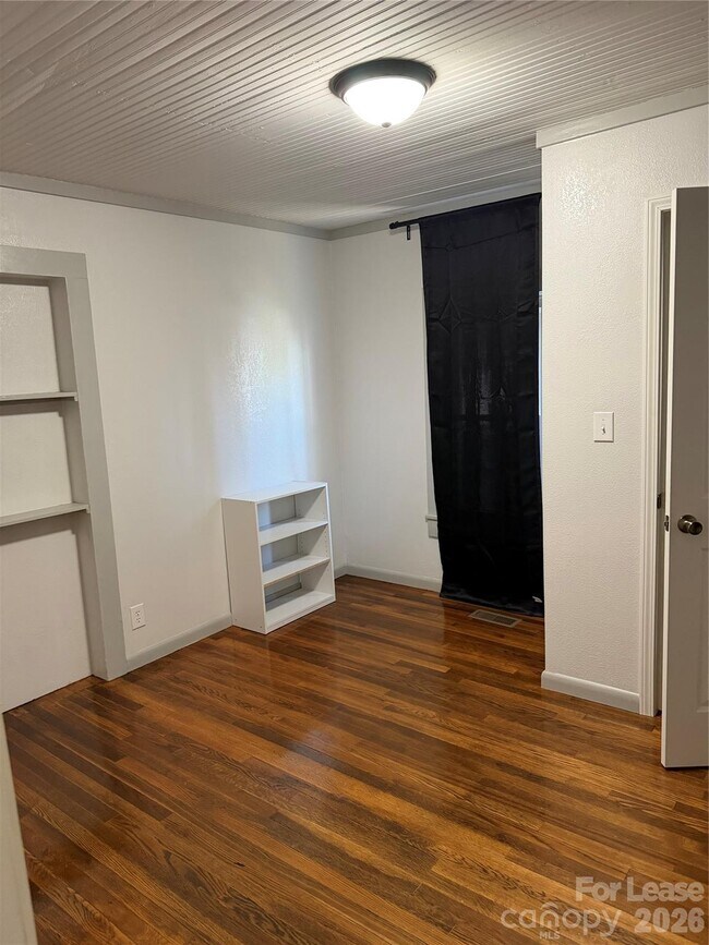 Foto del edificio - 31 Carolina Ave