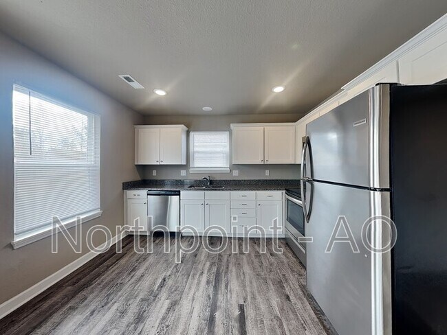 Foto del edificio - 8202 SW 1st St