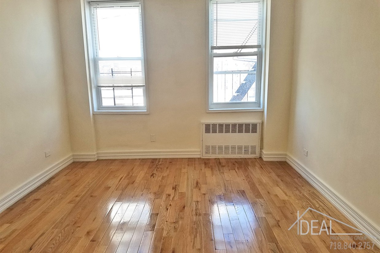 Primary Photo - 2510 Ocean Pkwy