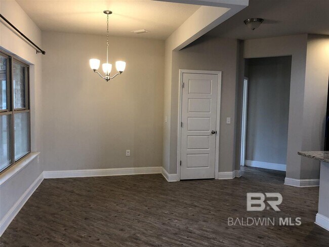 Foto del edificio - 23738 Havasu Dr