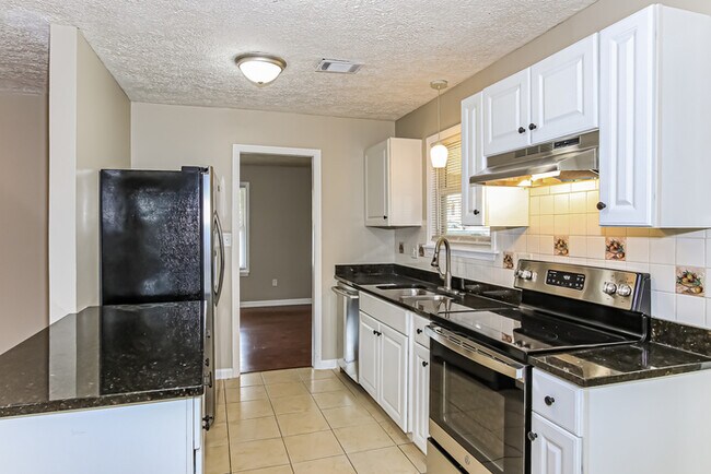 Foto del edificio - 610 Merrymont Dr