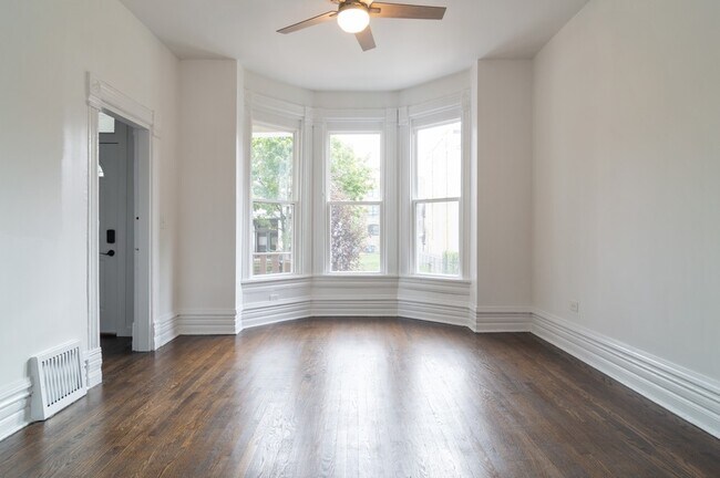 Sala de estar 1 - 1714 N Whipple St