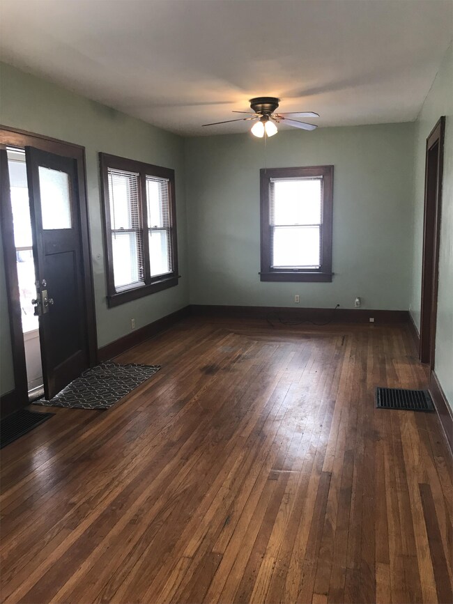 Foto del edificio - 234 N Clarence St