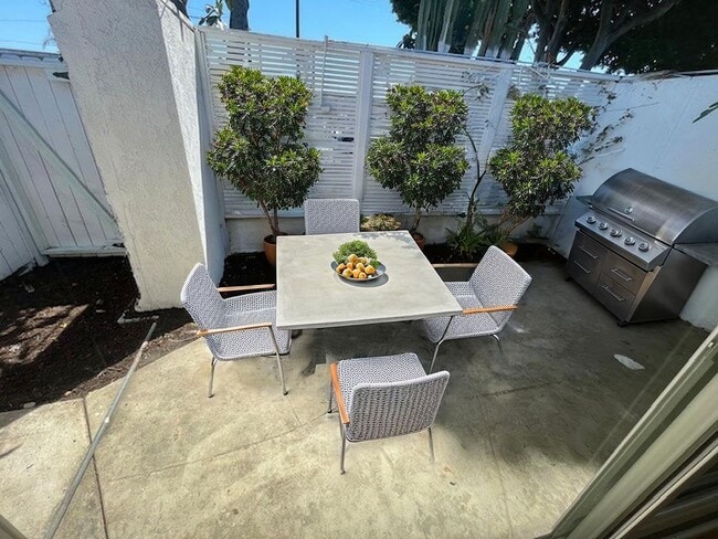 Photo - Ball Road Anaheim Apartment