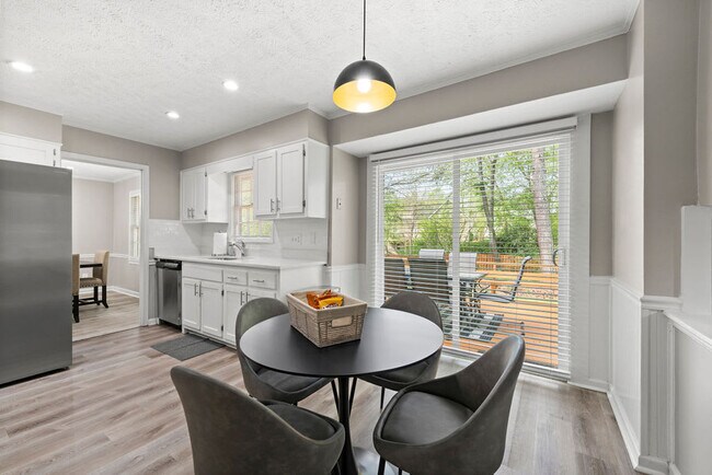 Building Photo - 673 Fairfield Drive