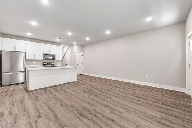 Foto del edificio - 1539 Sophia Ave