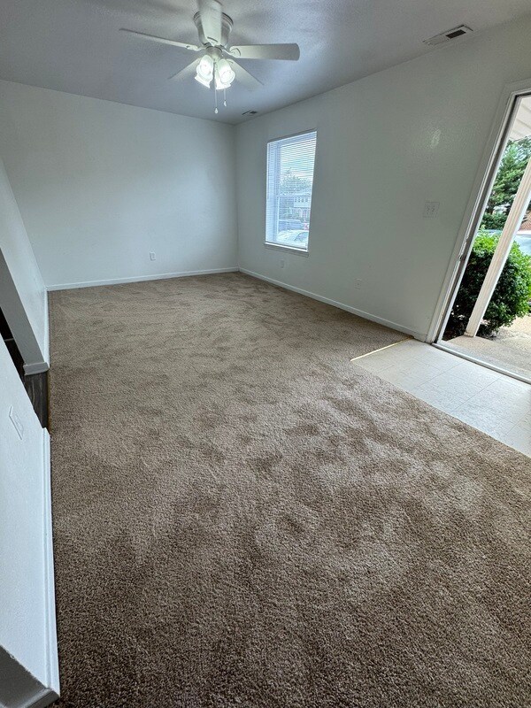 Foto del edificio - 3514 E Richmond Rd