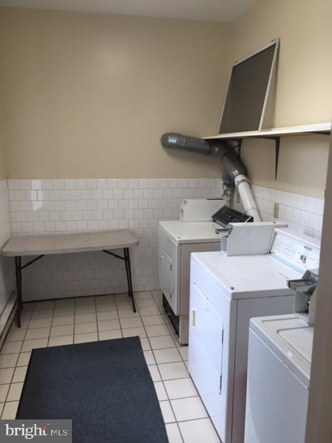 Primary Photo - 500 N Rodney St