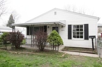 Building Photo - 3652 Dixie Dr
