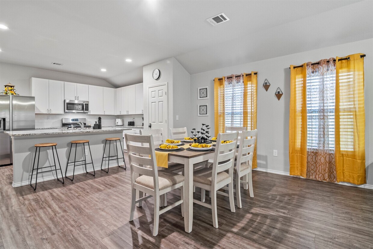 Foto principal - 21059 Wenze Ln