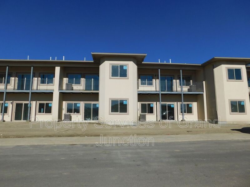 Photo - 658 Brookwillow Drive