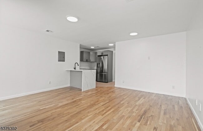 Foto del edificio - 702 4th Ave
