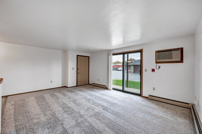 Foto del edificio - Charming & Cozy 1-Bedroom Upper Apartment