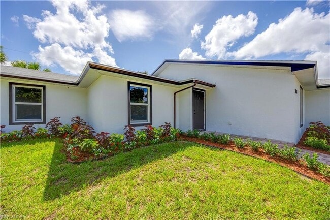 Building Photo - 3860 Outer Dr