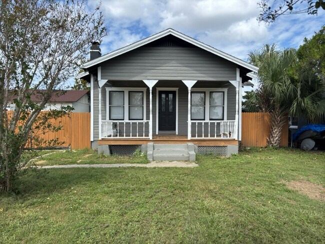 Foto del edificio - 1971 Oglesby Ave