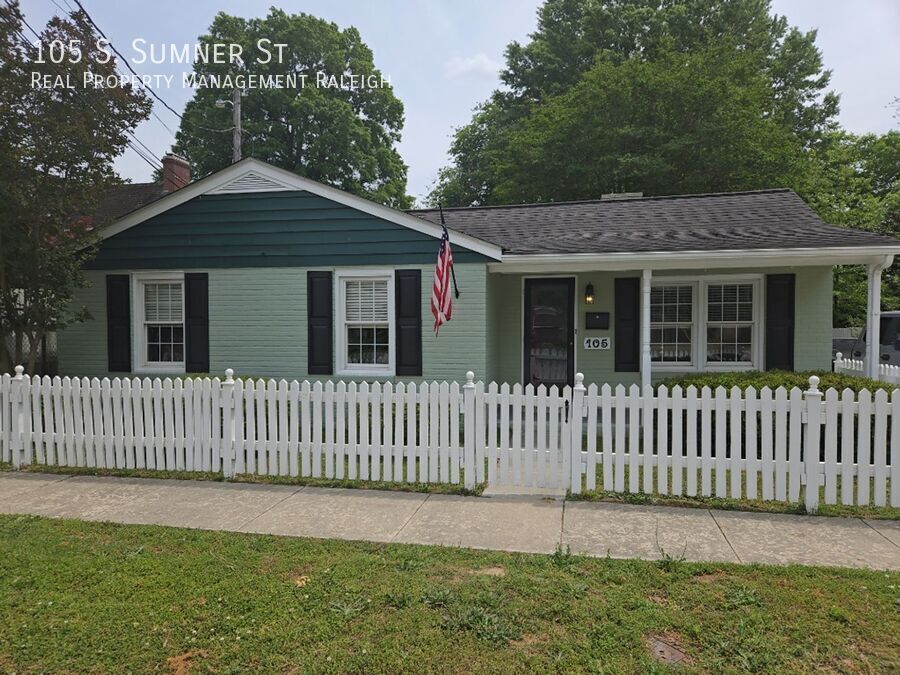 Primary Photo - 105 S Sumner St