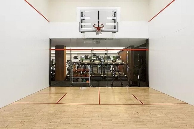 Building Photo - 1 bedroom in New York NY 10021